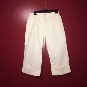 White Capri pants