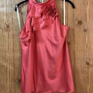 Very cute top. Needs a good home.