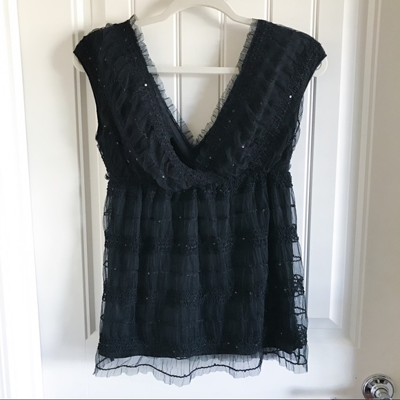 Max Studio Black Lace top - Picture 1 of 2