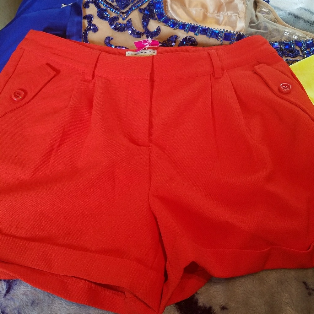 New with tag short