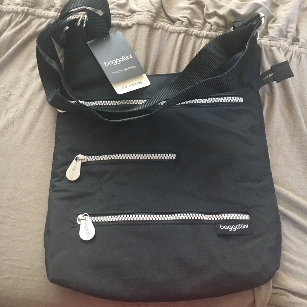 Baggallini Highway Crossbody