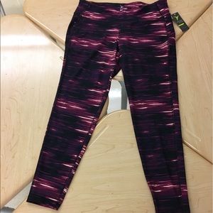 NWT! Old Navy Active workout leggings size XL