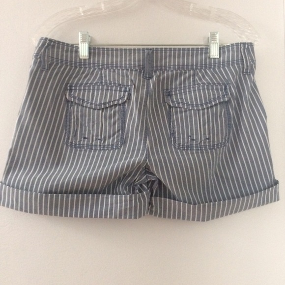 Abercrombie & Fitch Shorts - Picture 4 of 5