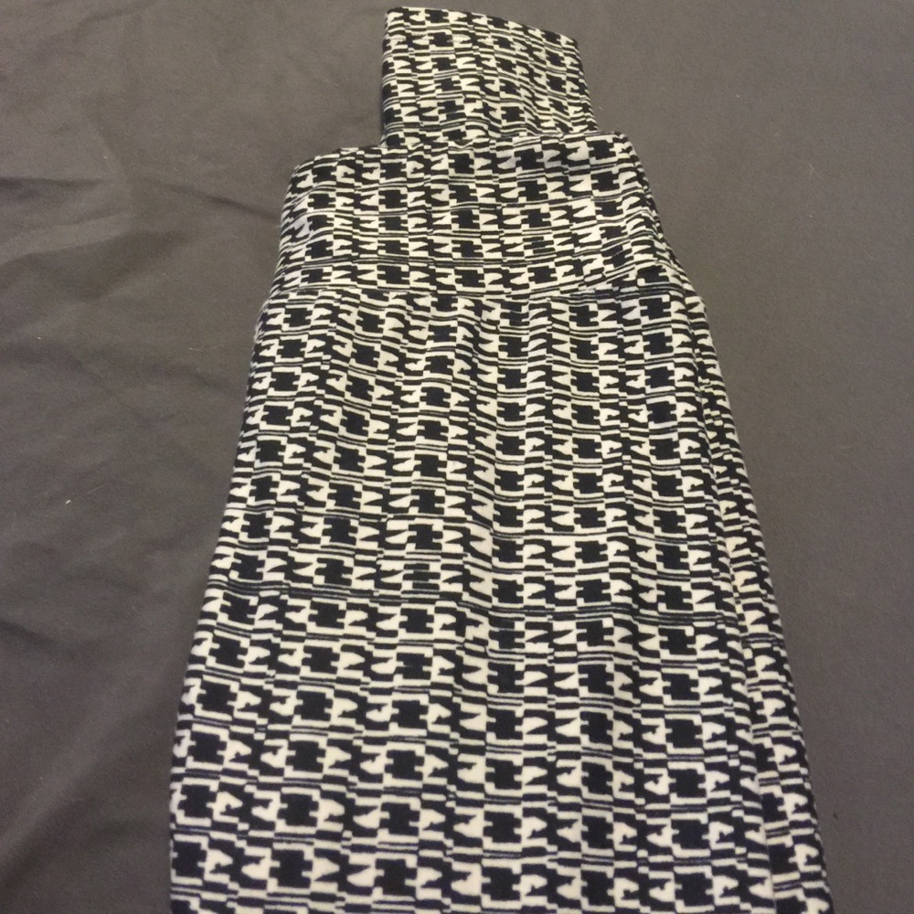 Lularoe legging OS