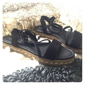 Vía Spiga black espadrilles sandal