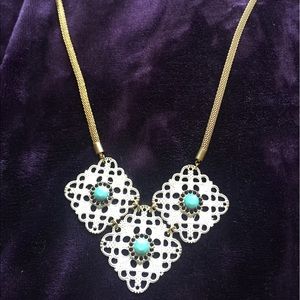 Statement necklace