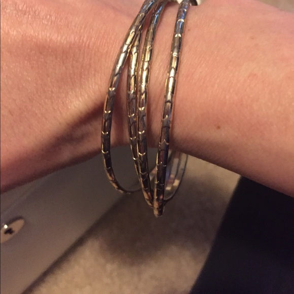 Awesome bangles - Picture 1 of 3