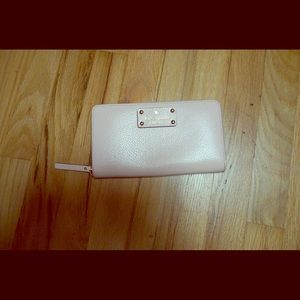 Kate Spade Zip Wallet - Baby Pink