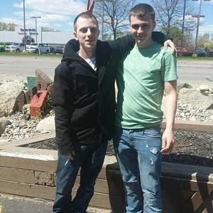 Meet your Posher, Markis