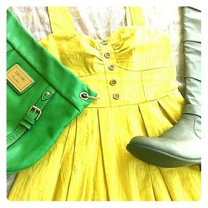 Yellow sun dress from Charlotte Russe zips in back