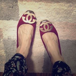 Wine red, red velvet flat
