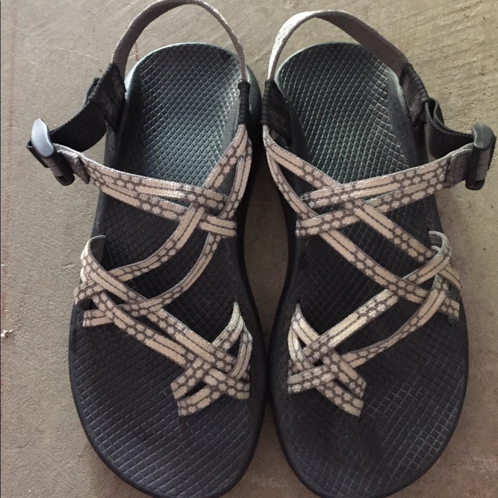 women's chacos