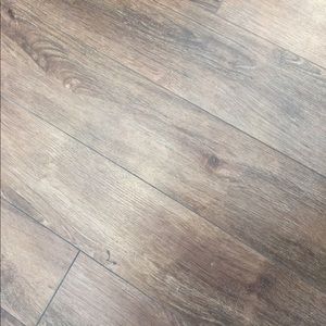 Meet your Posher, Ade