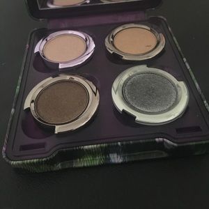 4 Urban Decay Shadows (With Nirvana Palette)