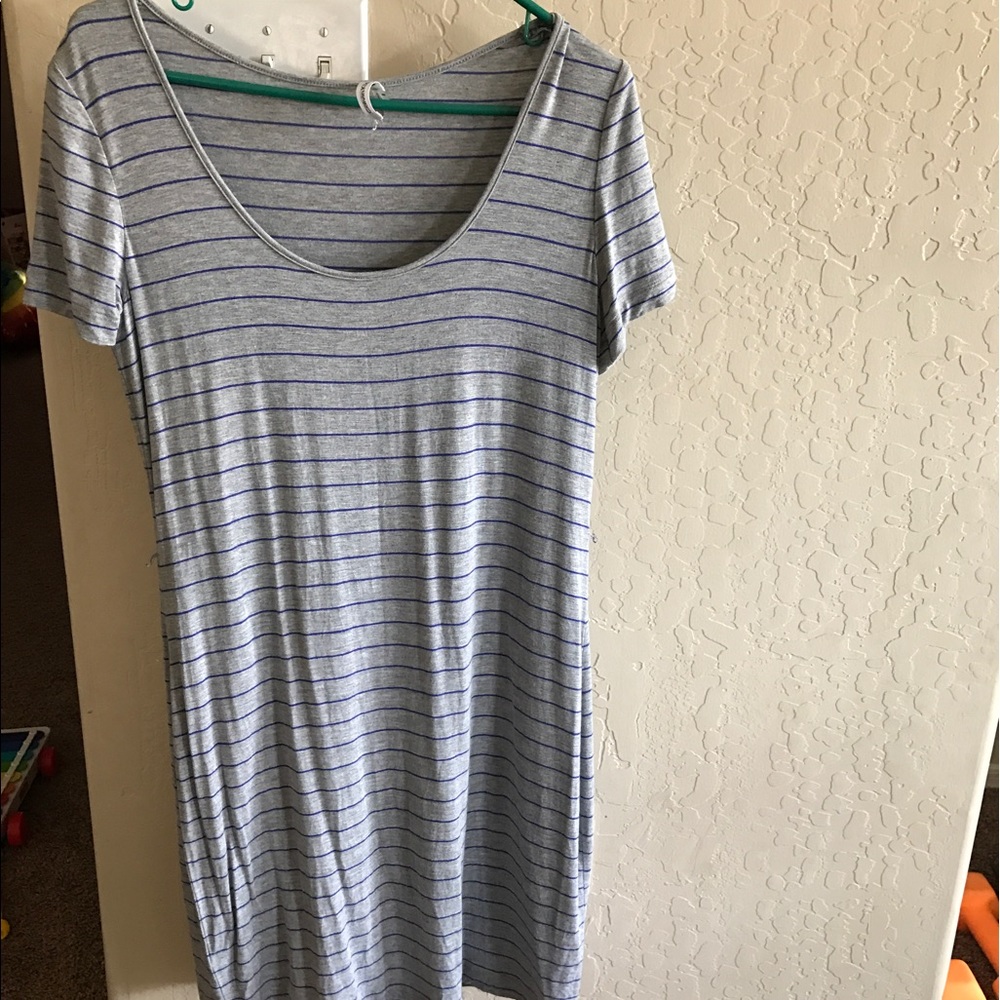 🔥 CLOSET CLEARANCE🔥Calvin Klein Tee Dress