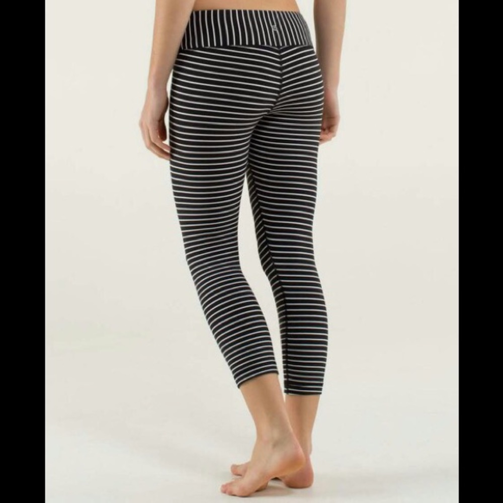 Lulu lemon black and white striped crop pant