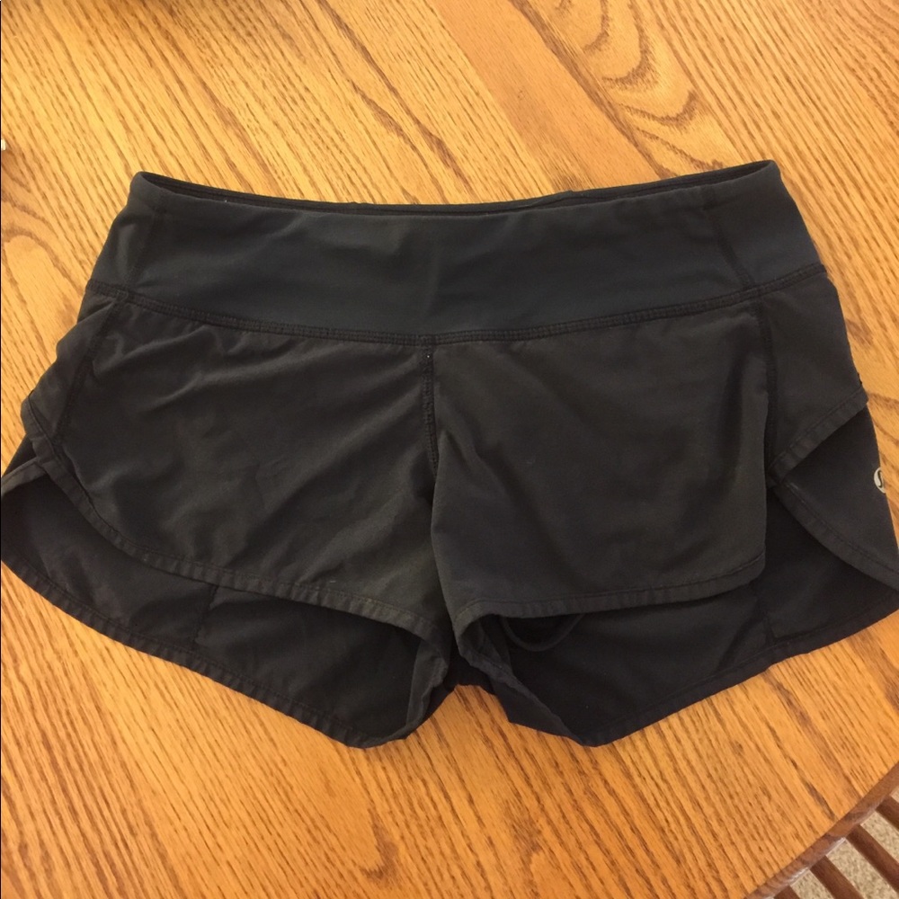 lululemon speed shorts size 4