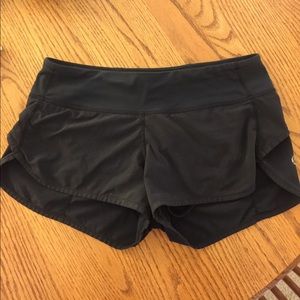 lululemon speed shorts size 4