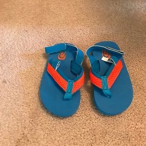 Toddler Boys flip flops size 6-7