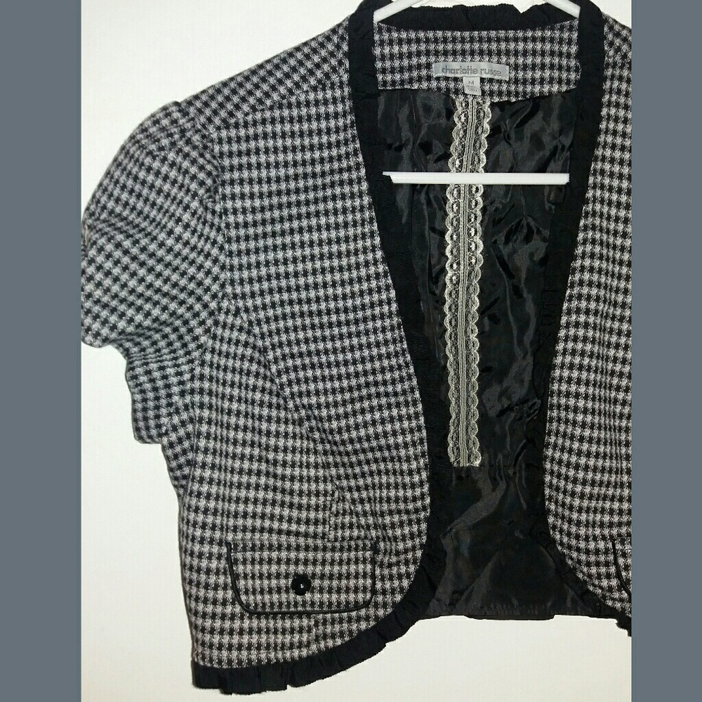 Charlotte Russe Cropped Blazer