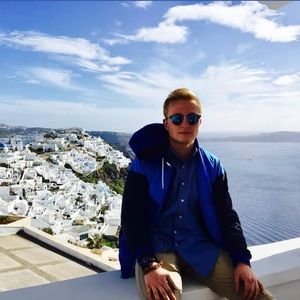 Meet your Posher, Daniel