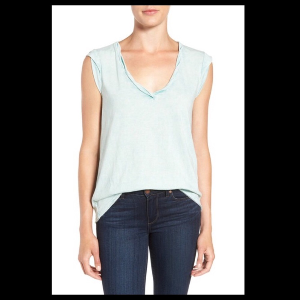 Pam&Gela kate v neck