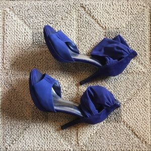 Cerulean Blue Anne Michelle Heels, Size 8