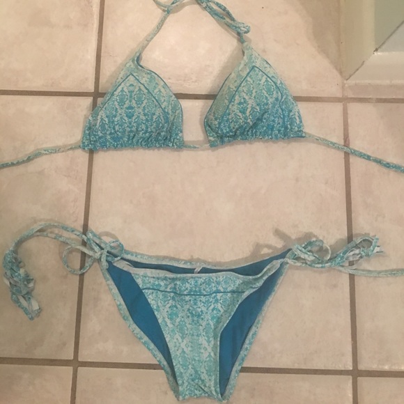 Rip curl Bikini set - Picture 1 of 4