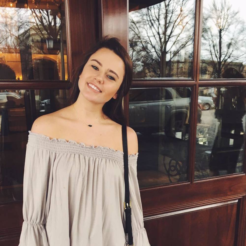 Meet your Posher, Sierra