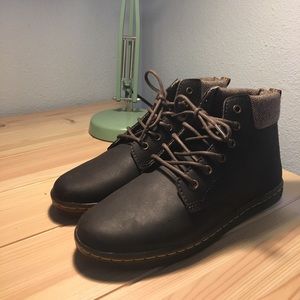 Brown Dr. Marten Maelly boots