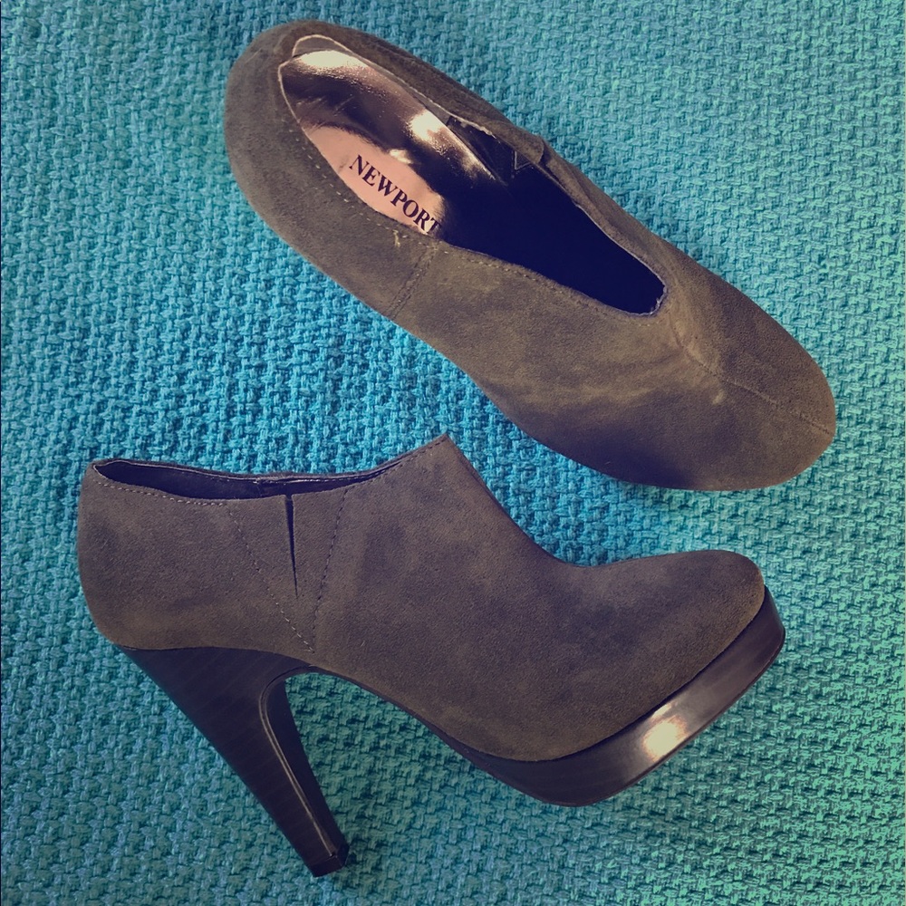 Olive suede booties