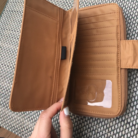 Wristlet - Picture 2 of 3