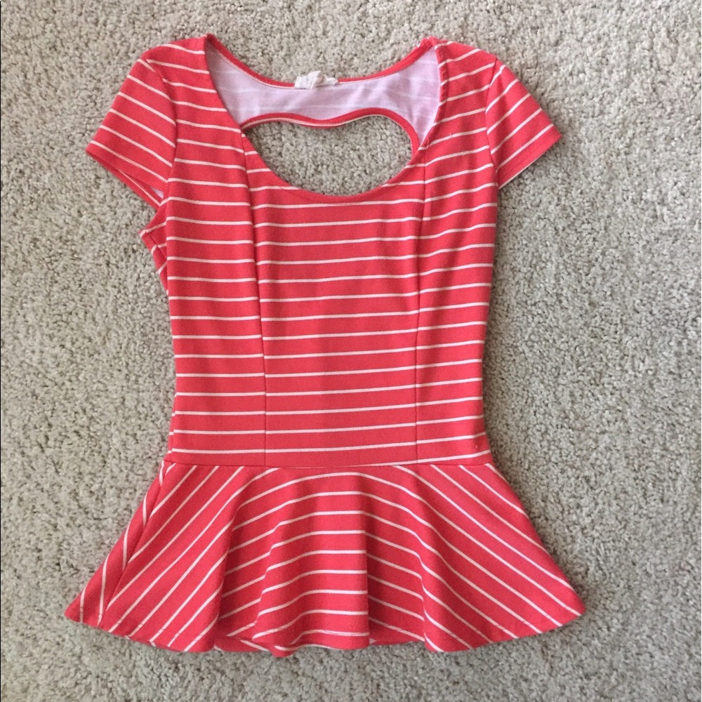 MOVING SALE 🎉Peplum Top