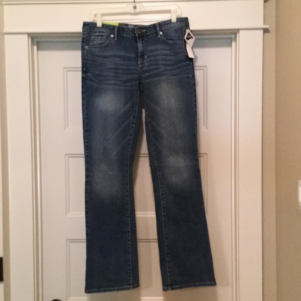 NWT Mossimo Boot Cut Premium Denim Mid Rise Jeans
