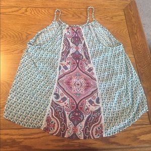 Light and flowy floral tank