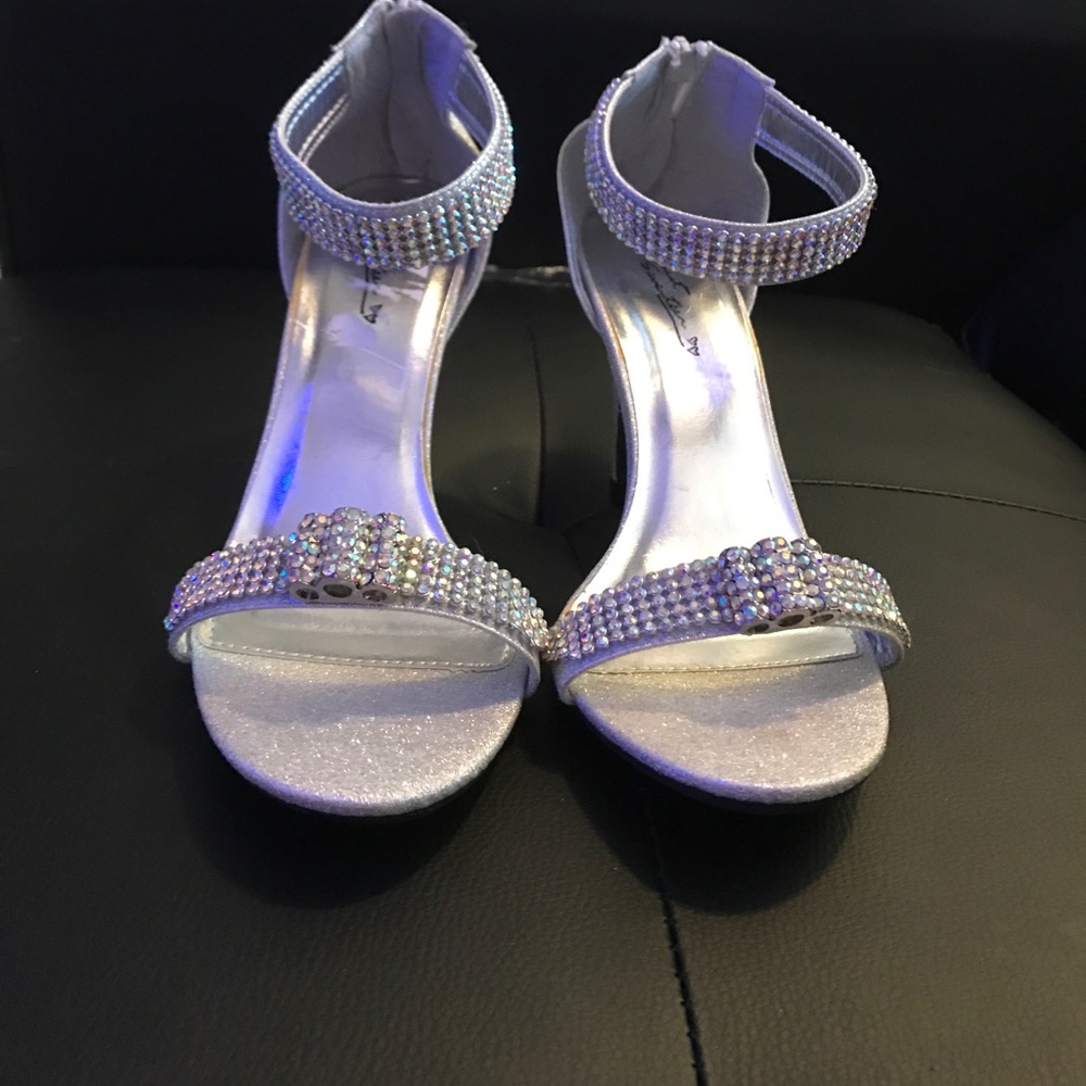 Sliver homecoming heels