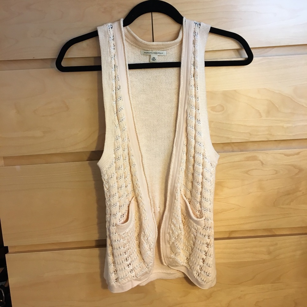 Knit vest