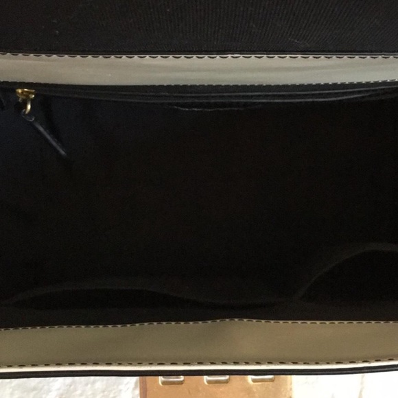 Zac Posen Large Trapeze Colorblock Handbag 💙🤍🖤 - Picture 3 of 8