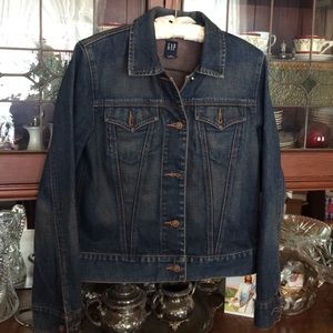 NWOT GAP Denim Jacket S