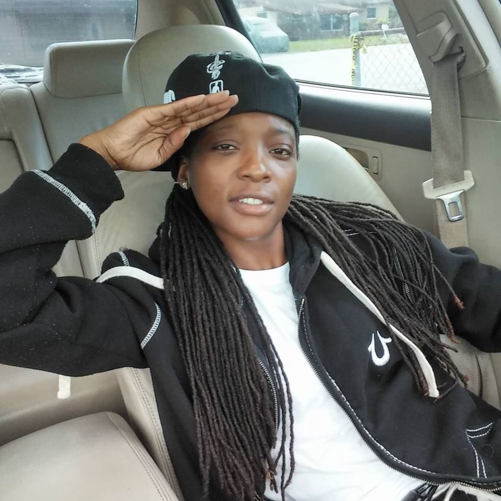 Meet your Posher, Shawt