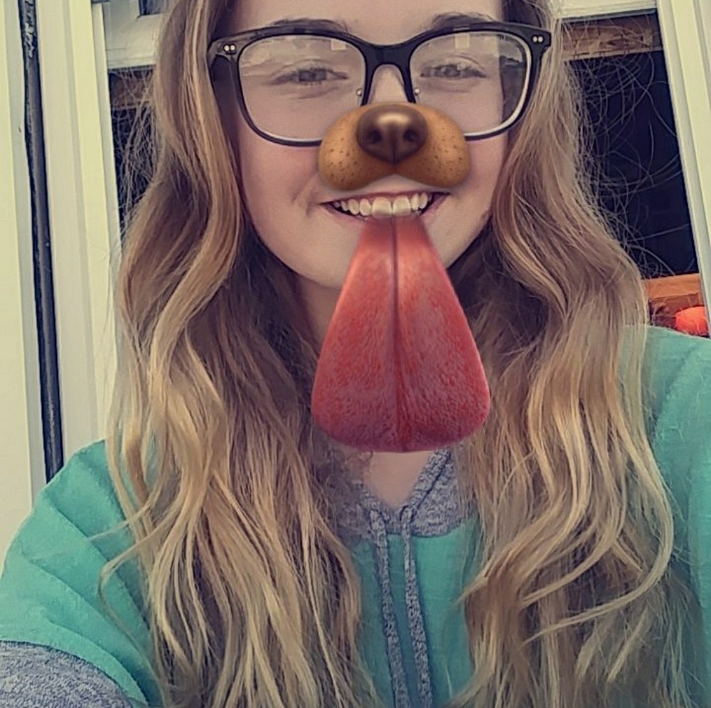 Meet your Posher, Elizabeth