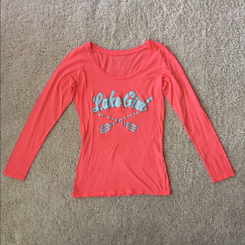 MOVING SALE 🎉"Lake Girl" Long Sleeve