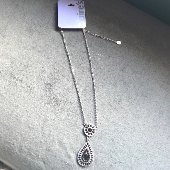clairs® necklace - Picture 1 of 2
