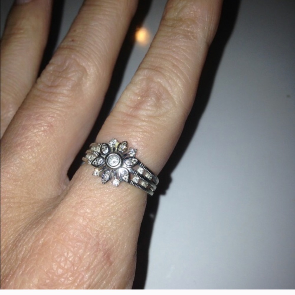 White 14K Gold Diamond Elsa Frozen Snowflake Ring