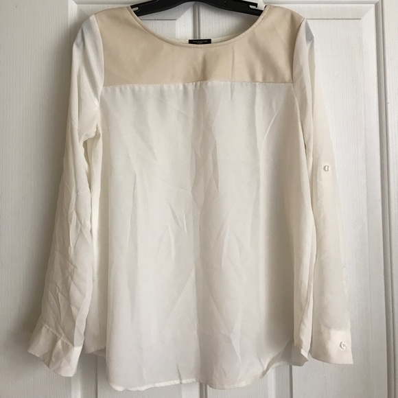 Ann Taylor blouse with convertible sleeves - Picture 4 of 4