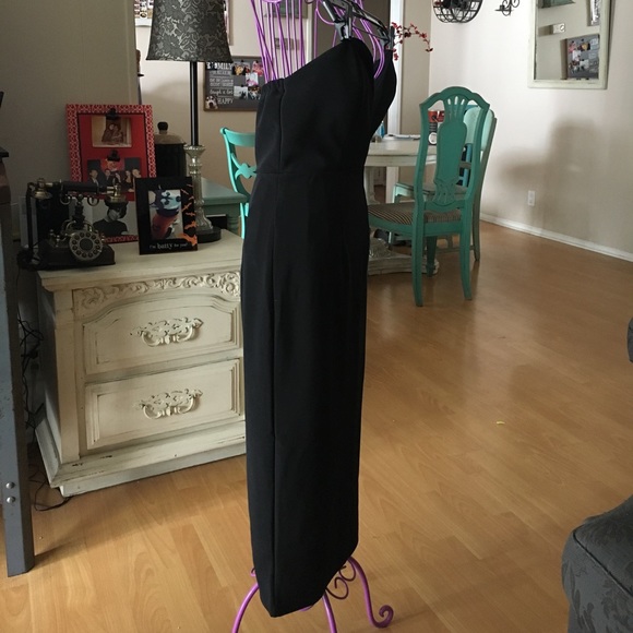 LAST CALL 9/11/22 - Black Plunging Neck Vampy Pencil Strapless Dress - Picture 6 of 7