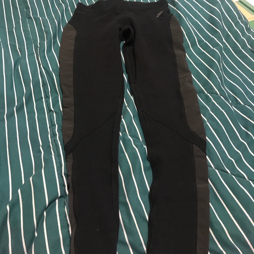 Nike leggings (thicker material like sweats)