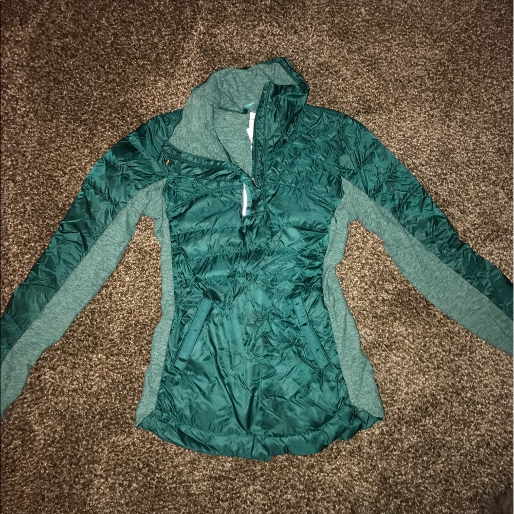 Lululemon Green Pullover w/ Pockets