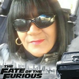 Meet your Posher, Damaris