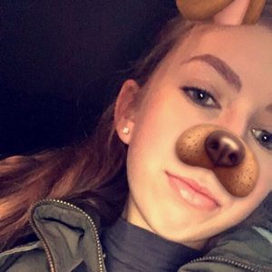 Meet your Posher, Alyssa